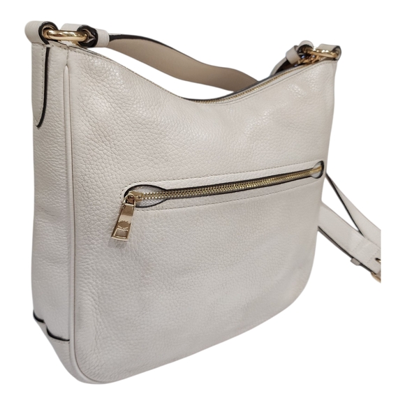 Coach Cream Shoulder Bag with Gold Accents - Picture 8 of 16